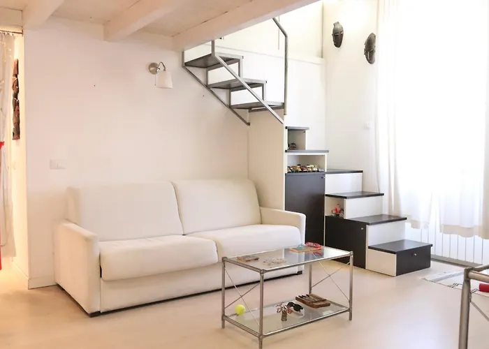 Stanza Con Bagno Privato In In Loft Affittacamere *